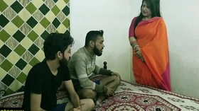 Indian hot xxx threesome sex! Malkin aunty and two young boy hot sex! clear hindi audio