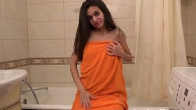 Desi Indian webcam girl Milana nude cam show