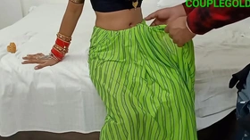 दिव्या आंटी ऐसे जबरदस्ती पापा देख रहे हैं तो क्या हुआ देखने दे