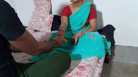 लोन वाले भैया ने अकेली भाभी की दर्दनाक चुदाई की  Bhabhi XXX Fuck