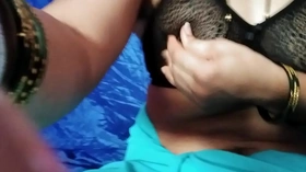 भोली भाली लड़की का नखरा