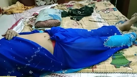 Hot milf aunty sex with tamil boy but his penis not strong enough for sex