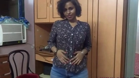 Big Ass Mumbai College Girl Spanking Herself Fucking Her Tight Desi Pussy