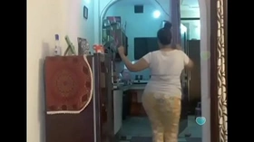 Hot desi indian bhabi shaking her sexi ass &boobs on bigo live&period;&period;&period;1