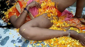 अपनी रांड गर्लफ्रेएंड को सुहागात के दिन पति से पहले चोदा। क्लीयर वॉयस।