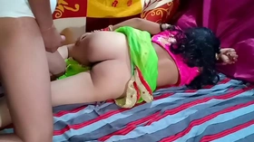 भाभी बोली वैक साइड में डाल दो फ्रंट साइड लुकिंग है गन्दी गन्दी बातें